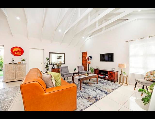 3 BEDROOM TOWNHOUSE FOR SALE IN HAASENDAL